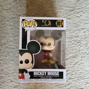 NWT Disney Mickey Mouse Funko Pop Walt Disney Archives